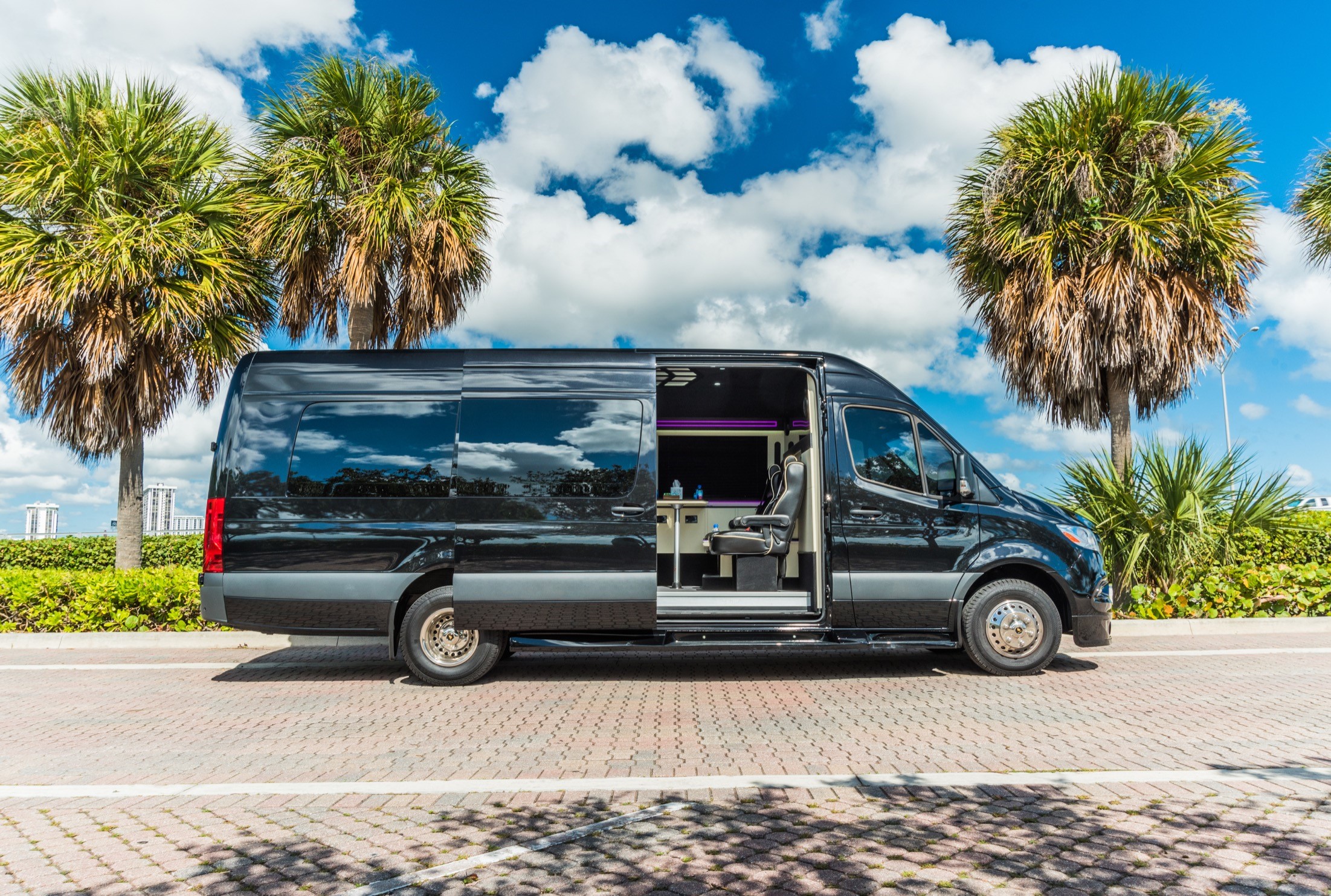 miami black car, limousine service, charter bus, car service